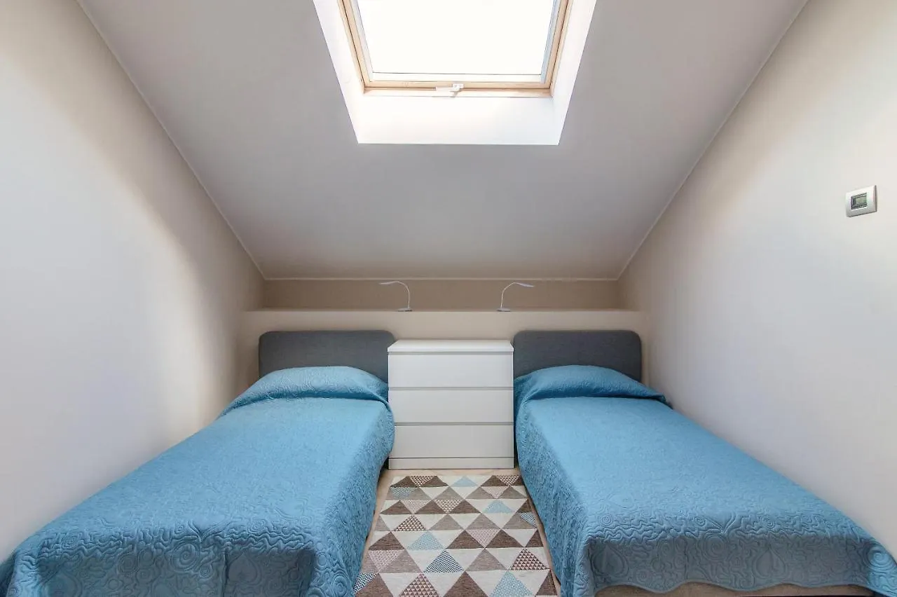 Sky Attic 72 - The House Of Travelers Apartment Como