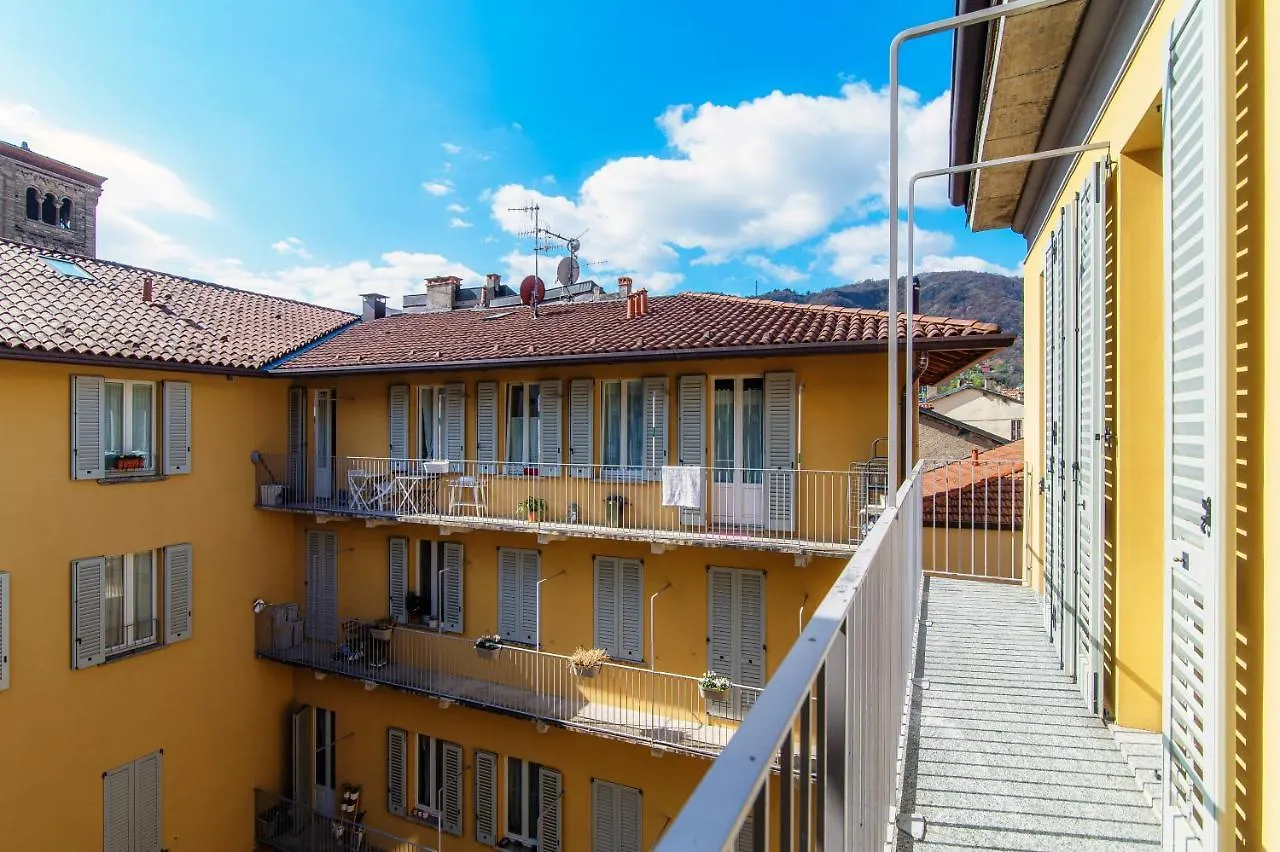 Sky Attic 72 - The House Of Travelers Apartment Como