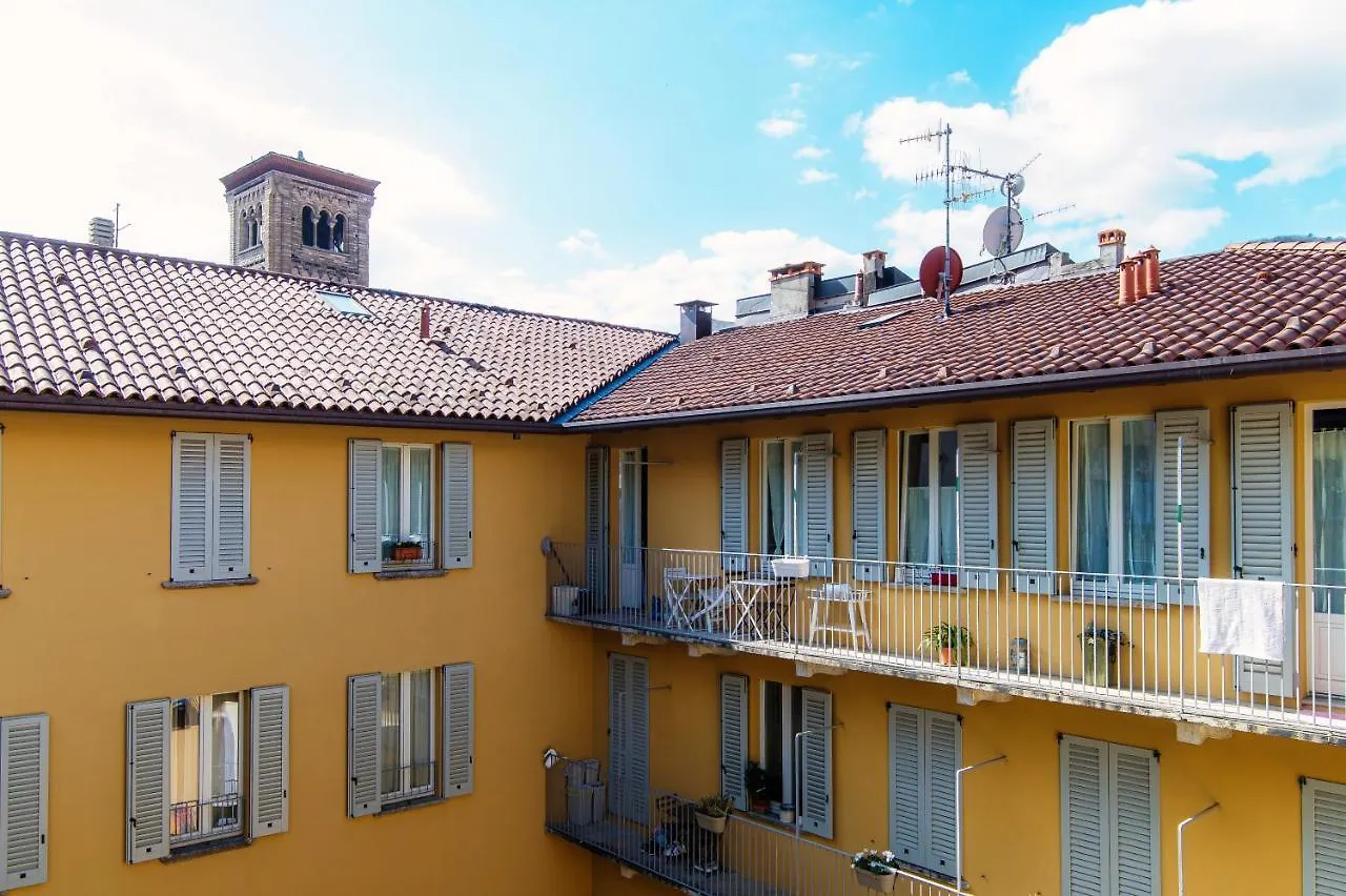 Sky Attic 72 - The House Of Travelers Apartment Como