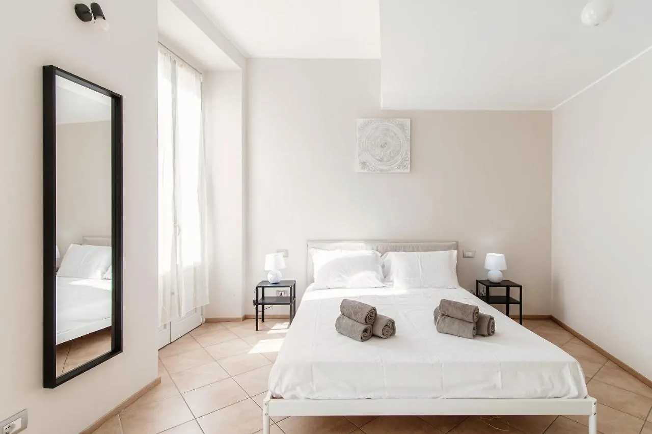 Sky Attic 72 - The House Of Travelers Apartment Como